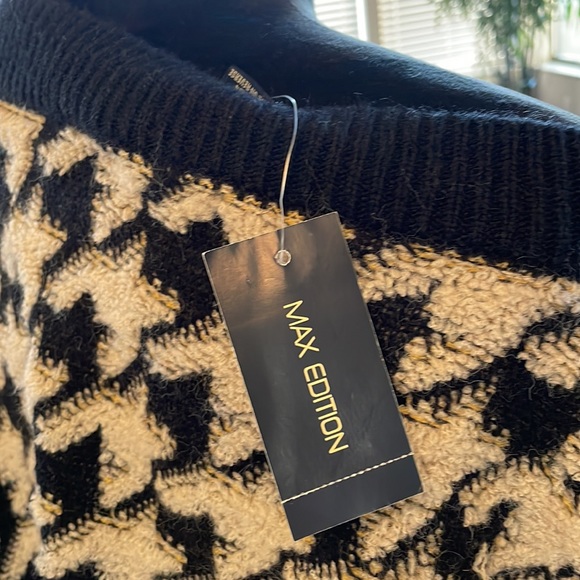 MAX edition XL houndstooth wide neck COZY sweater - Picture 5 of 5